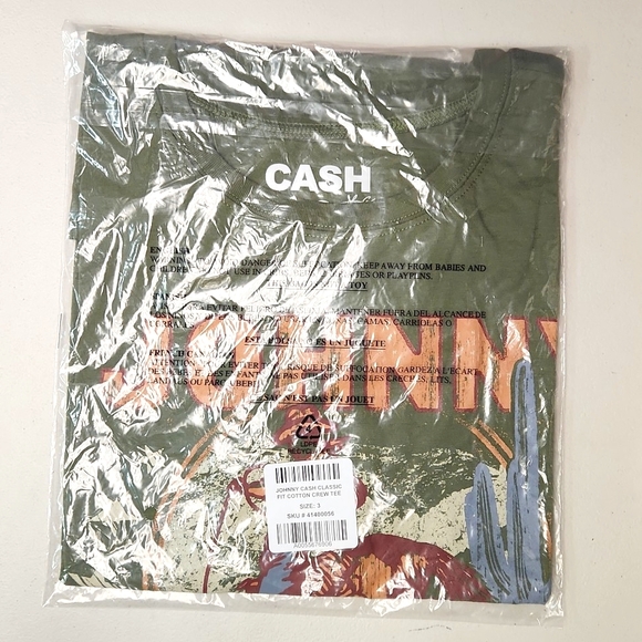 ❤️NWT VINTAGE TORRID CONCERT TEE - JOHNNY CASH CLASSIC ROCK COUNTRY BAND - PLUS - Picture 6 of 12